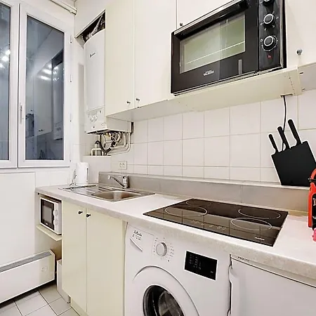 Hotel Chic - 3br10p - Gare De Lestrepublique Paris