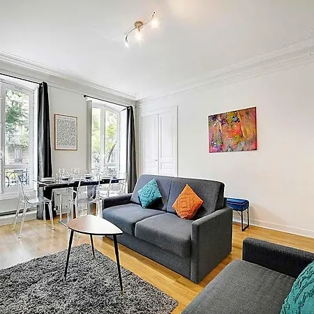 Ξενοδοχείο Chic - 3br10p - Gare De Lestrepublique 2*